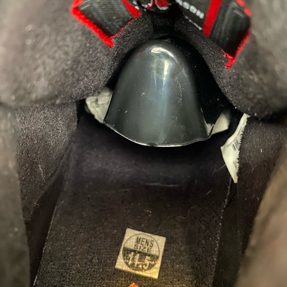 Nike Air Jordan 11 72-10 with matching shirt - Picture 10 of 13